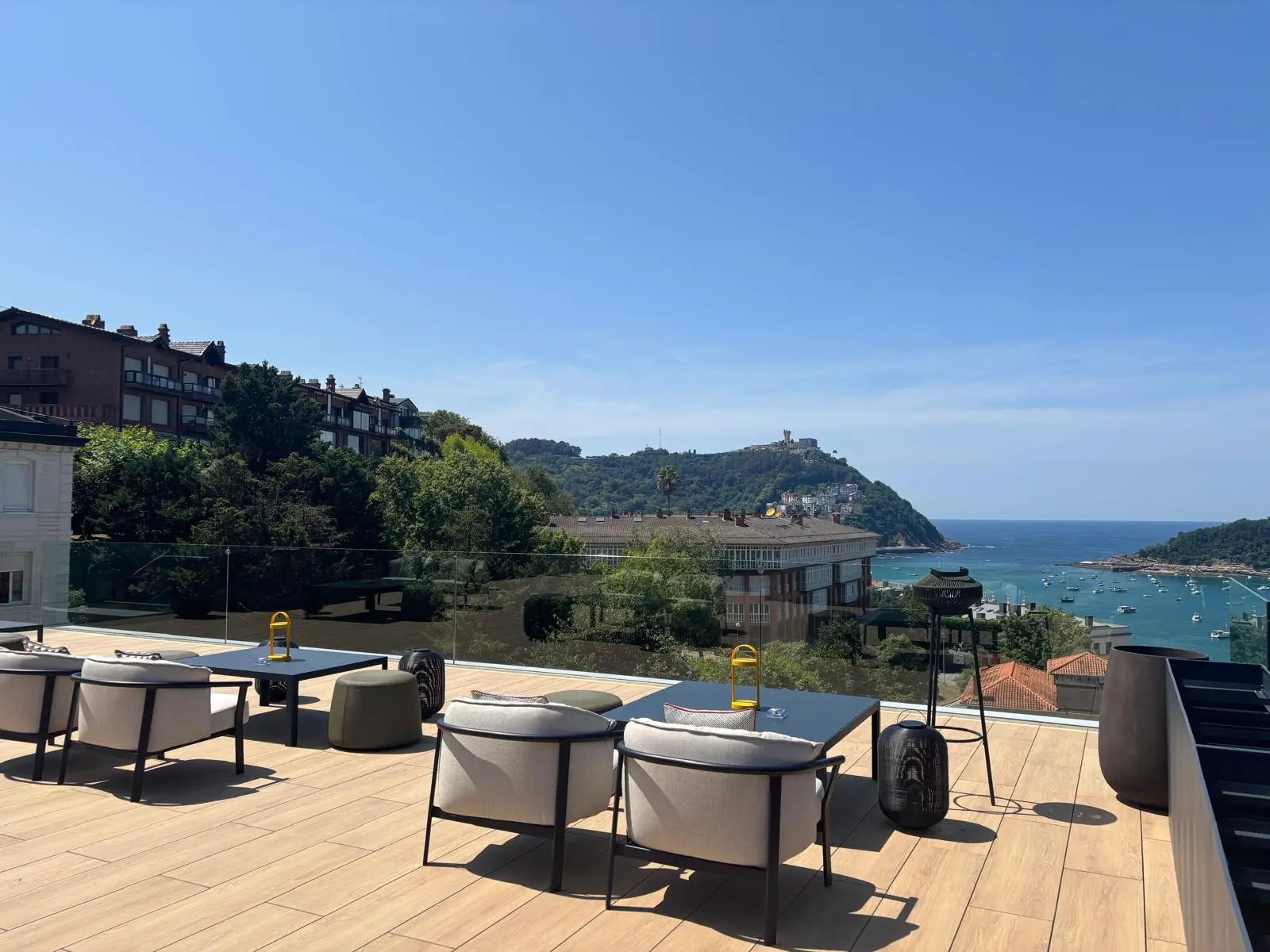 Trabajos de carpintería interior, en el Hotel Eurostars- VILLA ITZIAR EN DONOSTI (6)